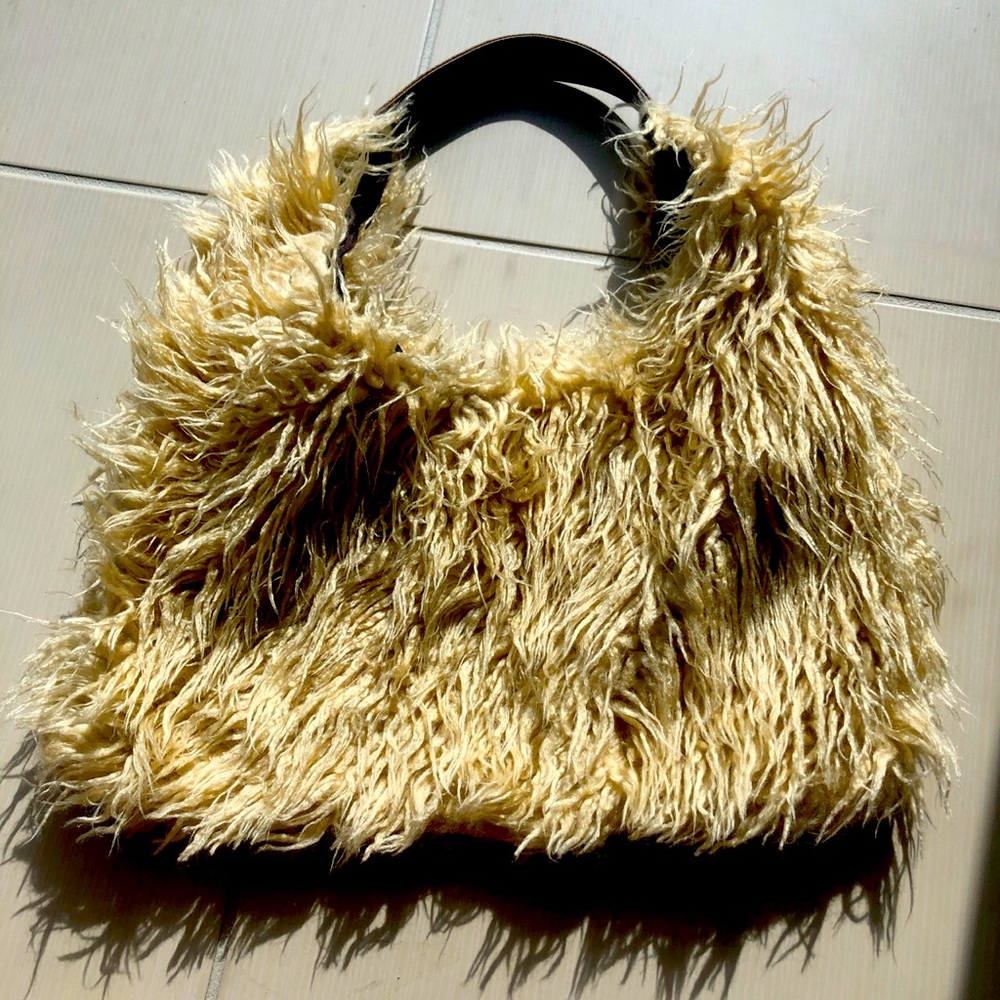 Shaggy purse